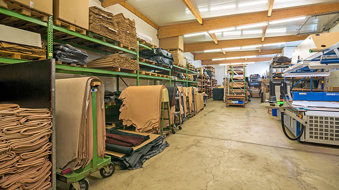 Warehouse Capacity Leather - Sohre Leder